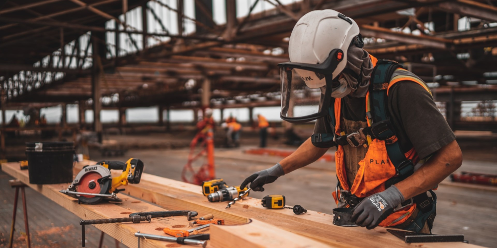 Trade Contractors & Construction
